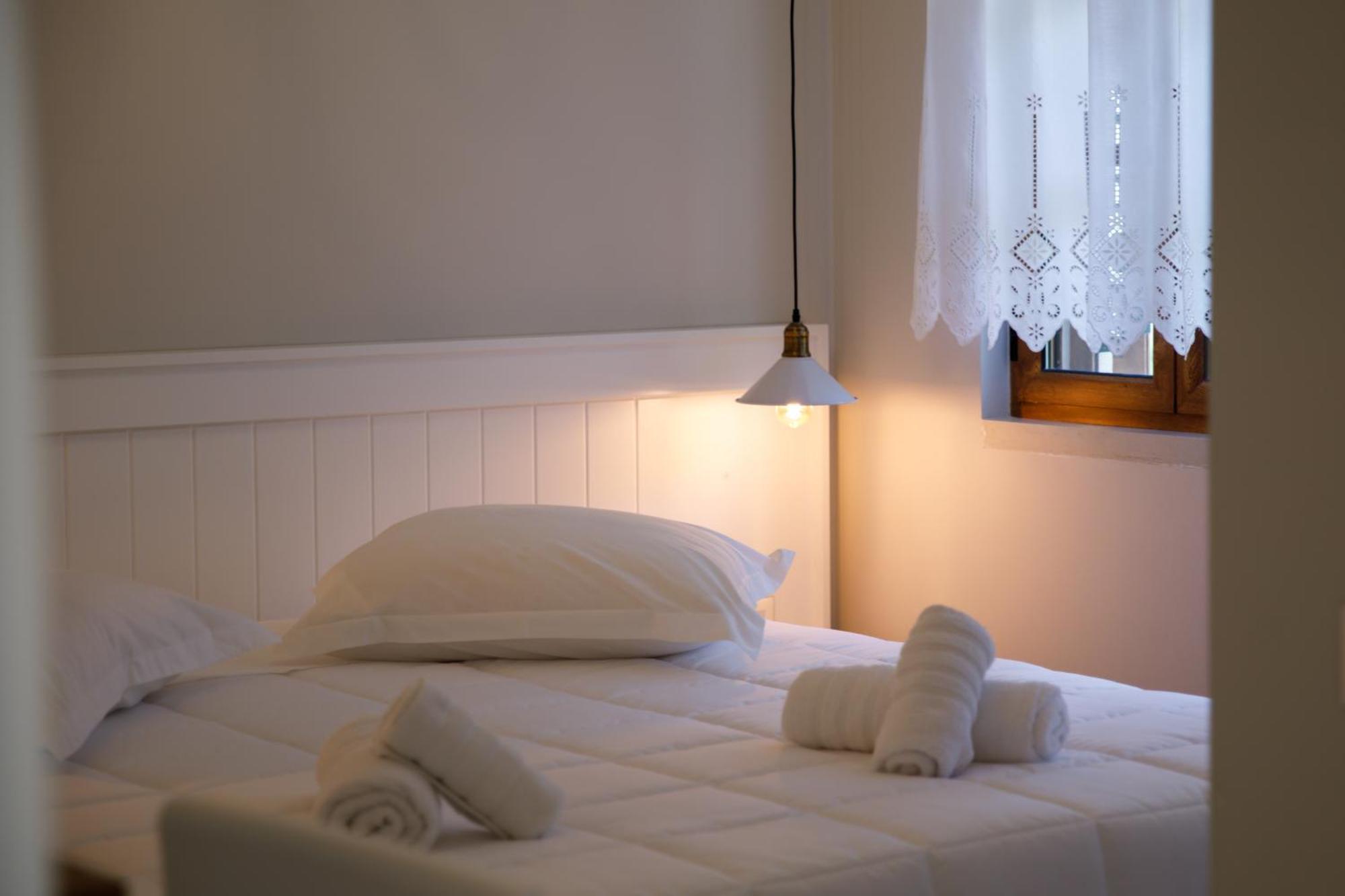 Bujtina Sophie Hotel Libohove Buitenkant foto