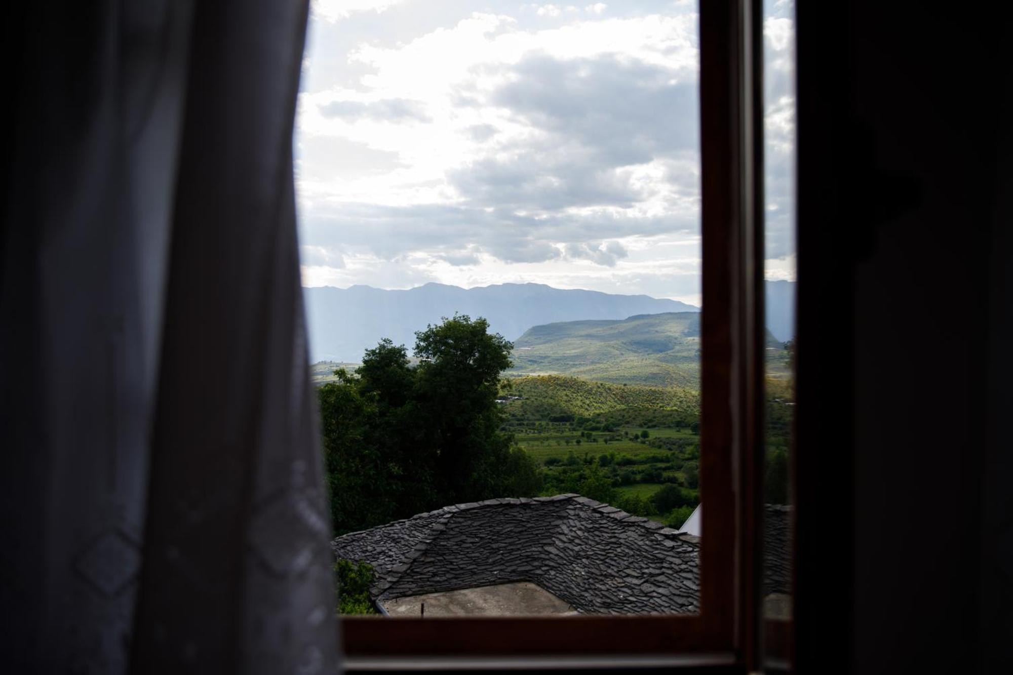 Bujtina Sophie Hotel Libohove Buitenkant foto